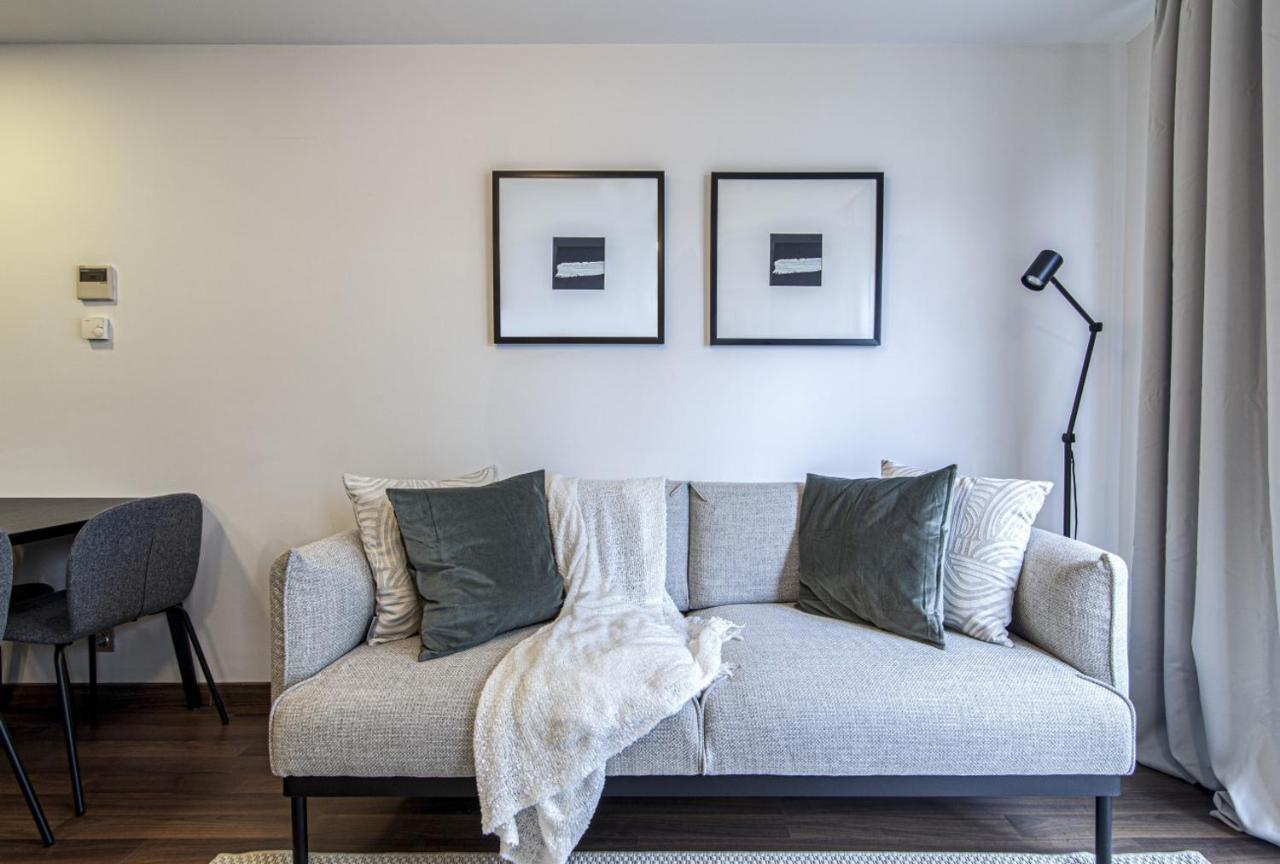 Sleek Residence Flat With Great Location In Sisli Istanbul Exterior photo